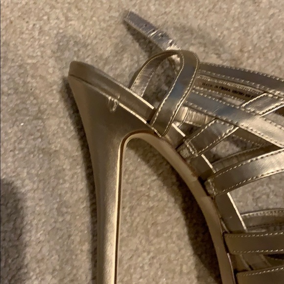 New Aldo Gold High Heel Sandals Sz 41 - Picture 5 of 5